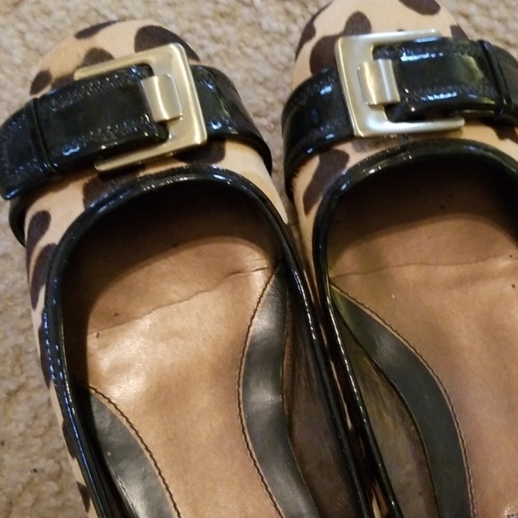 Shoes - Picture 3 of 6